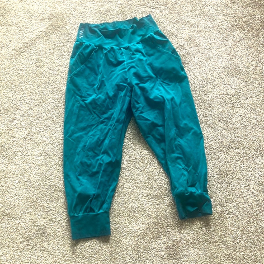 Ripple Yoga Slouch Pants